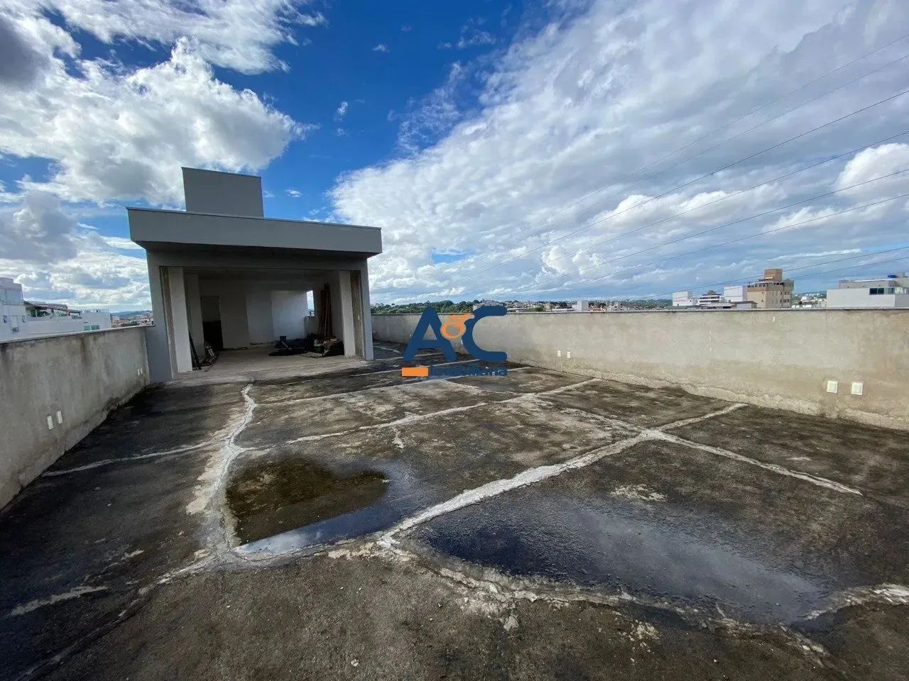 Sala comercial no bairro Castelo