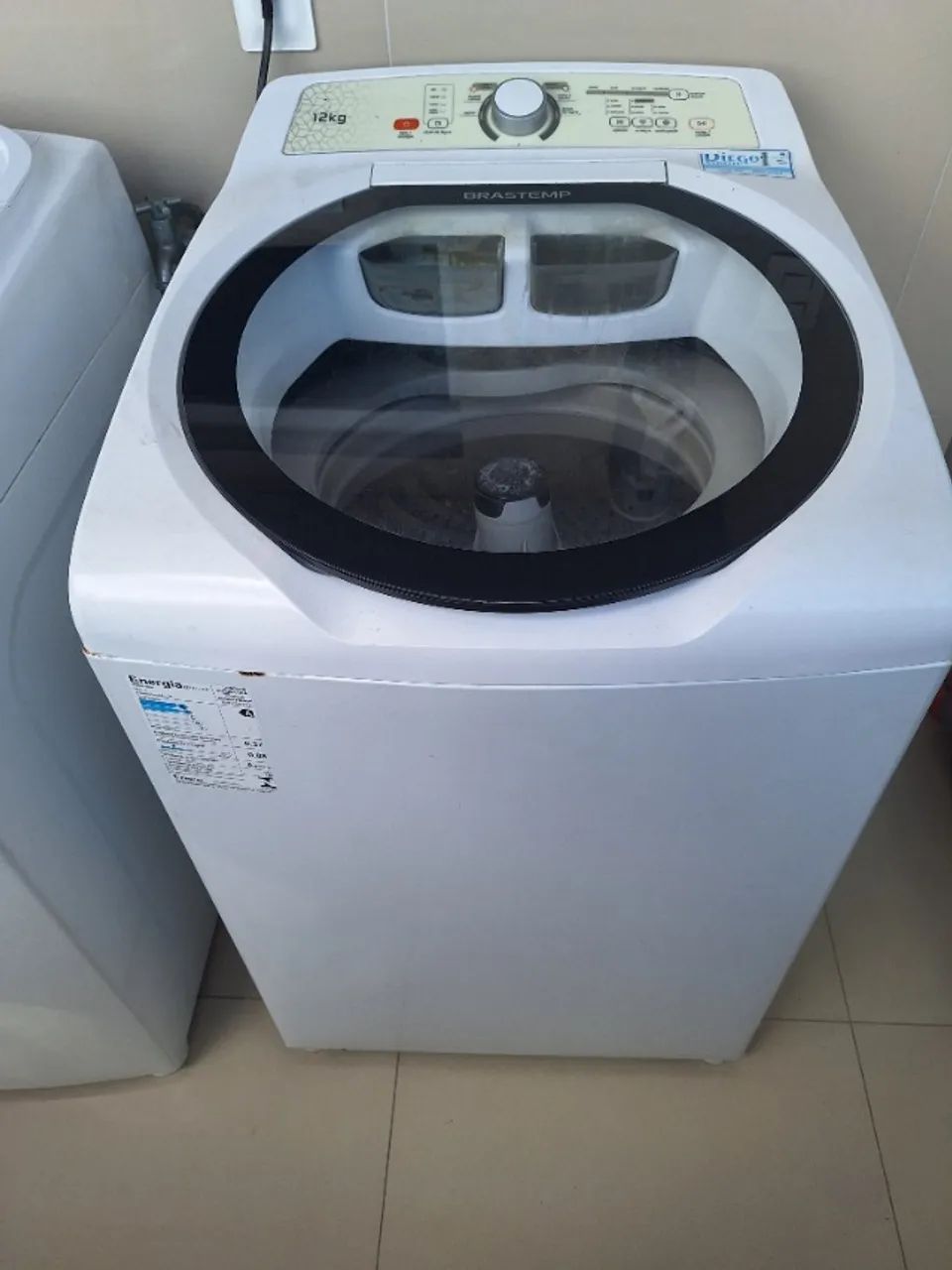 Máquina de Lavar Brastemp 12 kg ( Preço 250,00 )