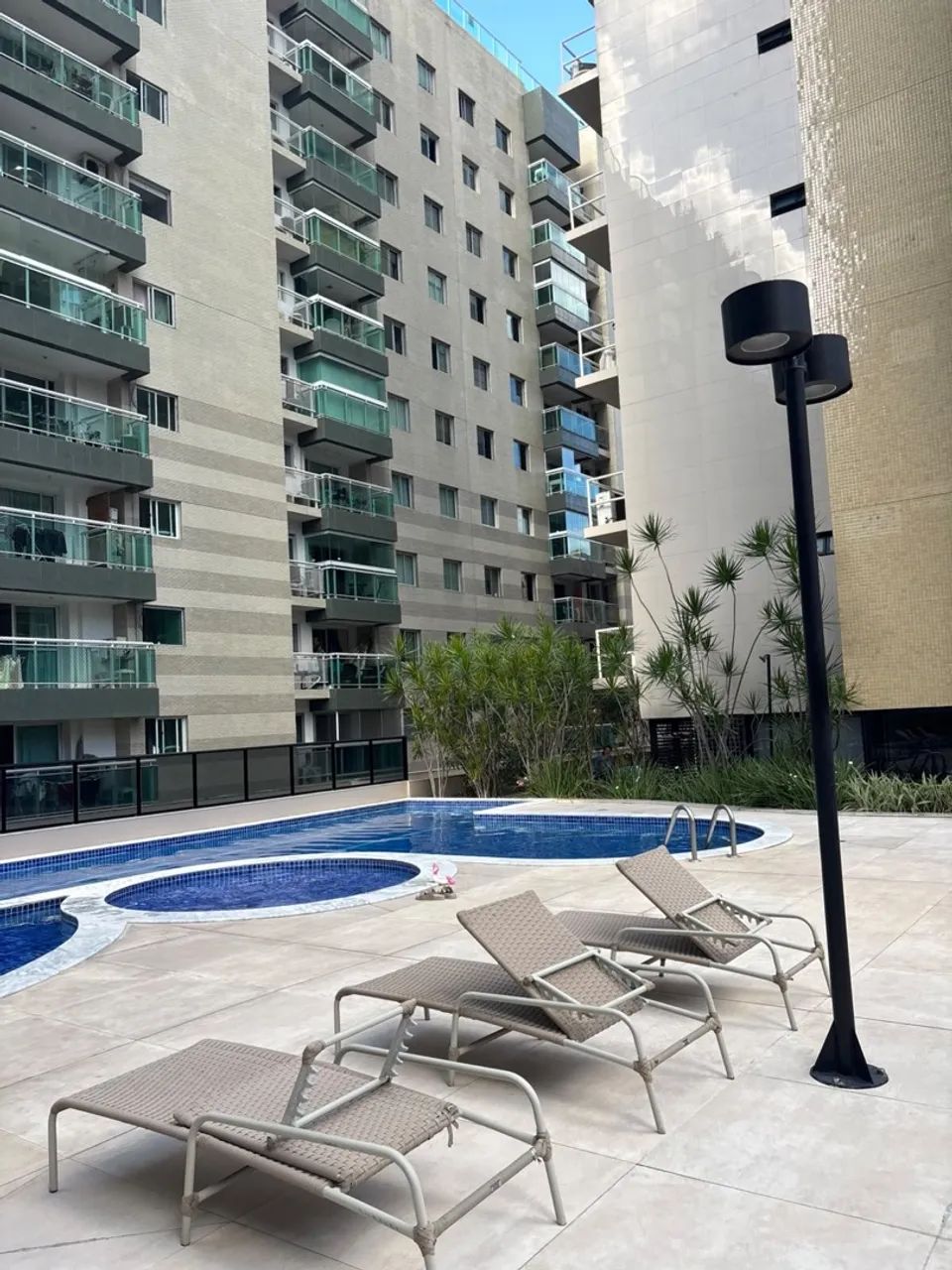 Aluga-se Cobertura Garden no Edifício Vivarini Jatiúca