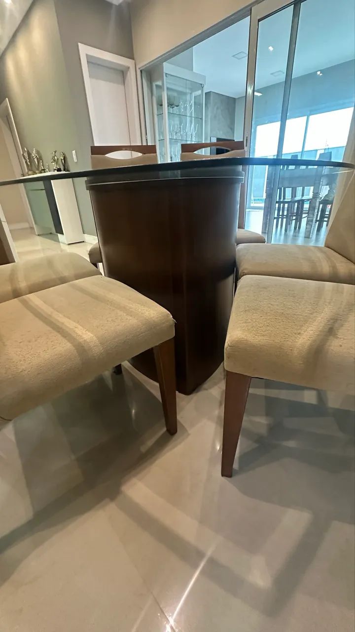 Mesa de Jantar tampo de vidro e 6 cadeiras - Foto 4