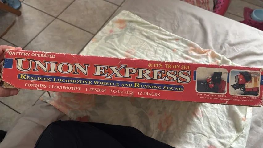 Trem de Brinquedo Elétrico / Ferrorama Union Express (16 Pcs Train Set) - Foto 3