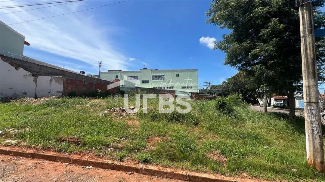 0 - Terreno Residencial - Foto 2