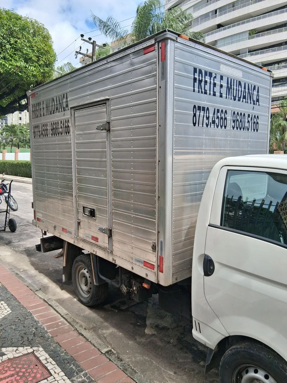 Frete/Mudança 987.79.45.66- *