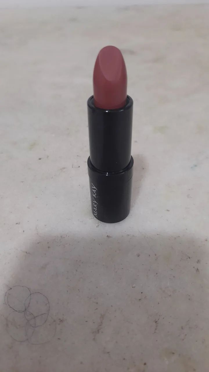 Batom Matte dourado - Foto 3