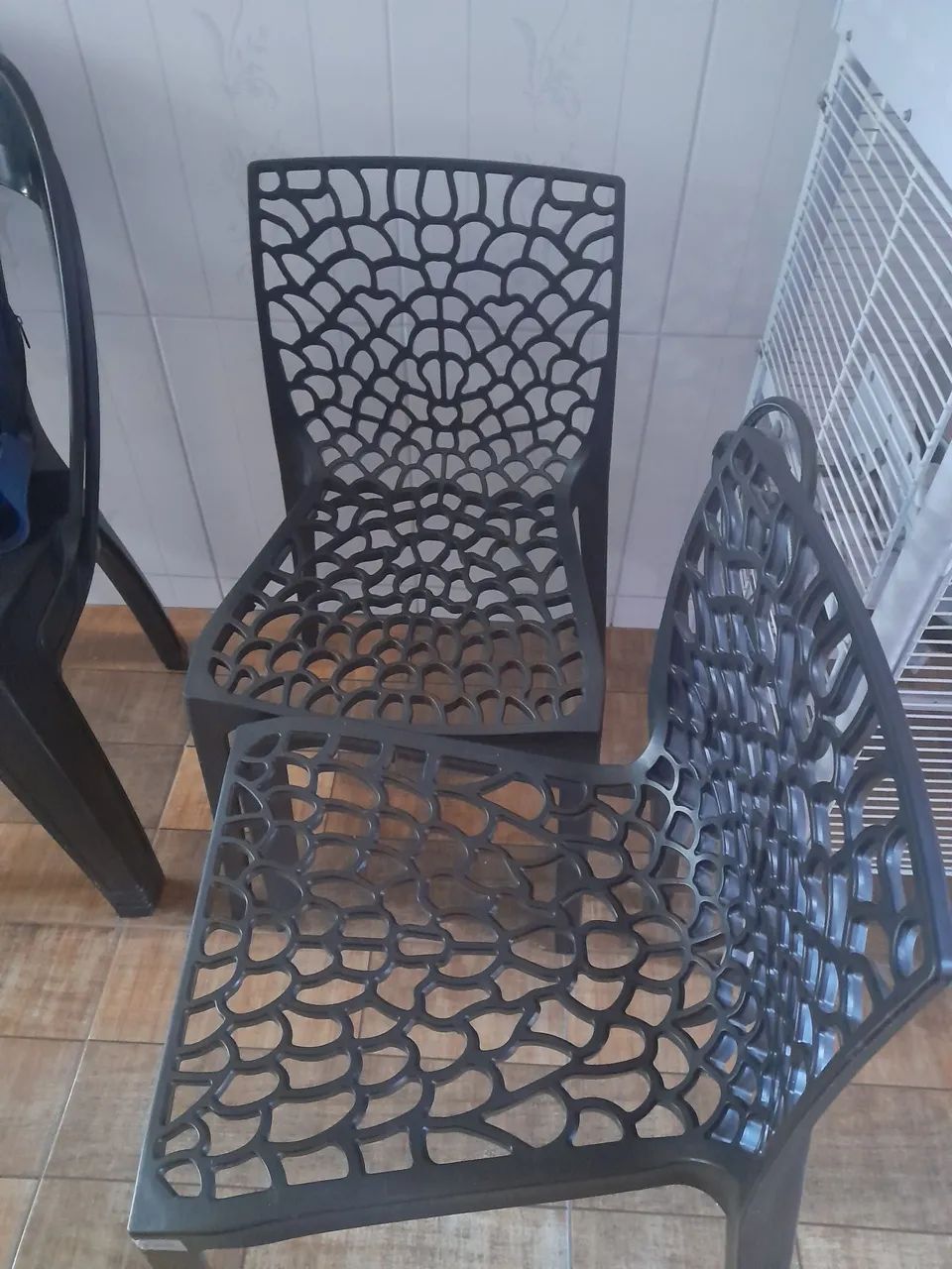 Vende-se  2 cadeiras   - Foto 4