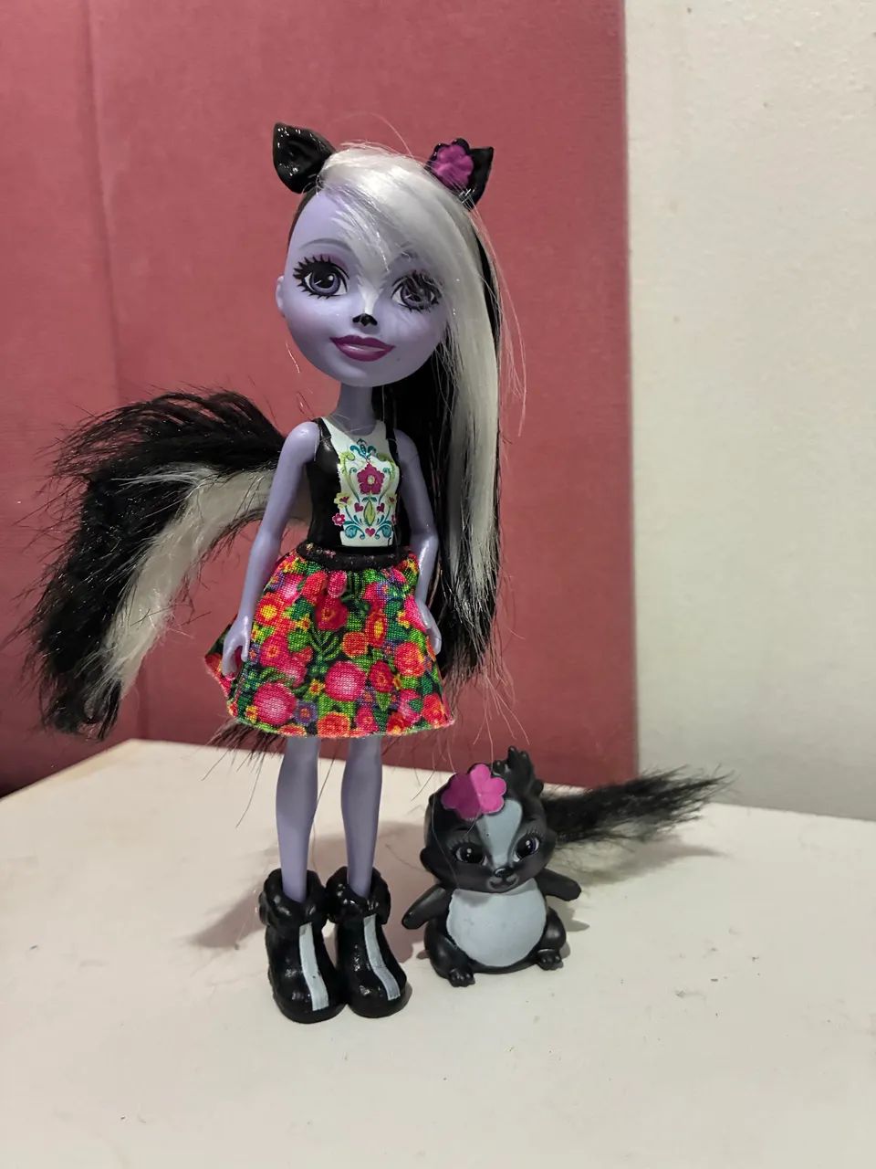 Boneca Enchantimals Gambá