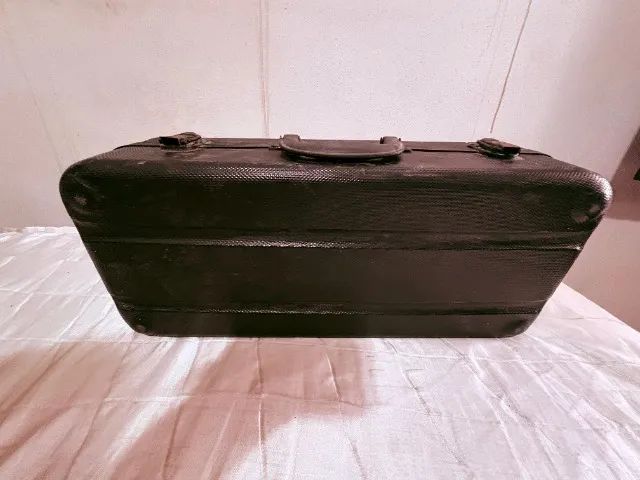 Trompete Dolphin + Bocal JC Custom B4LS + Case Rígido - Foto 5