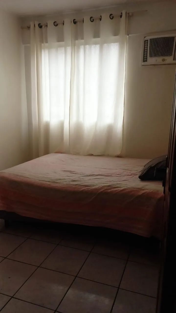Alugo uma suíte Leia o anúncio 