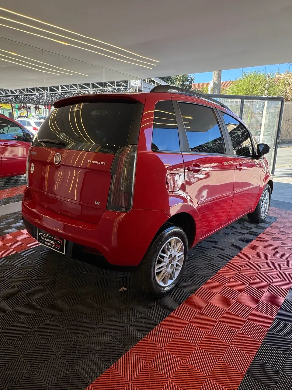 Fiat Idea Attractive 1.4 Fire Flex 8V 5P 2016 - Foto 4