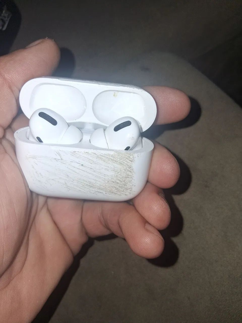 Vendo fone Bluetooth by3 vai com carregador  fone muito bom com durabilidade de bateria - Foto 2
