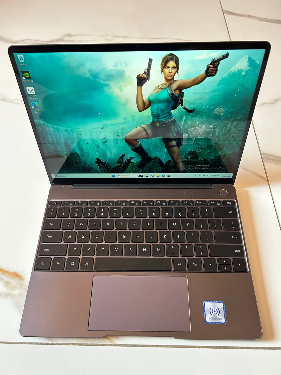 Apple MacBook Pro 2019 | TouchBar - Core i5 | Quad Core | 128GB