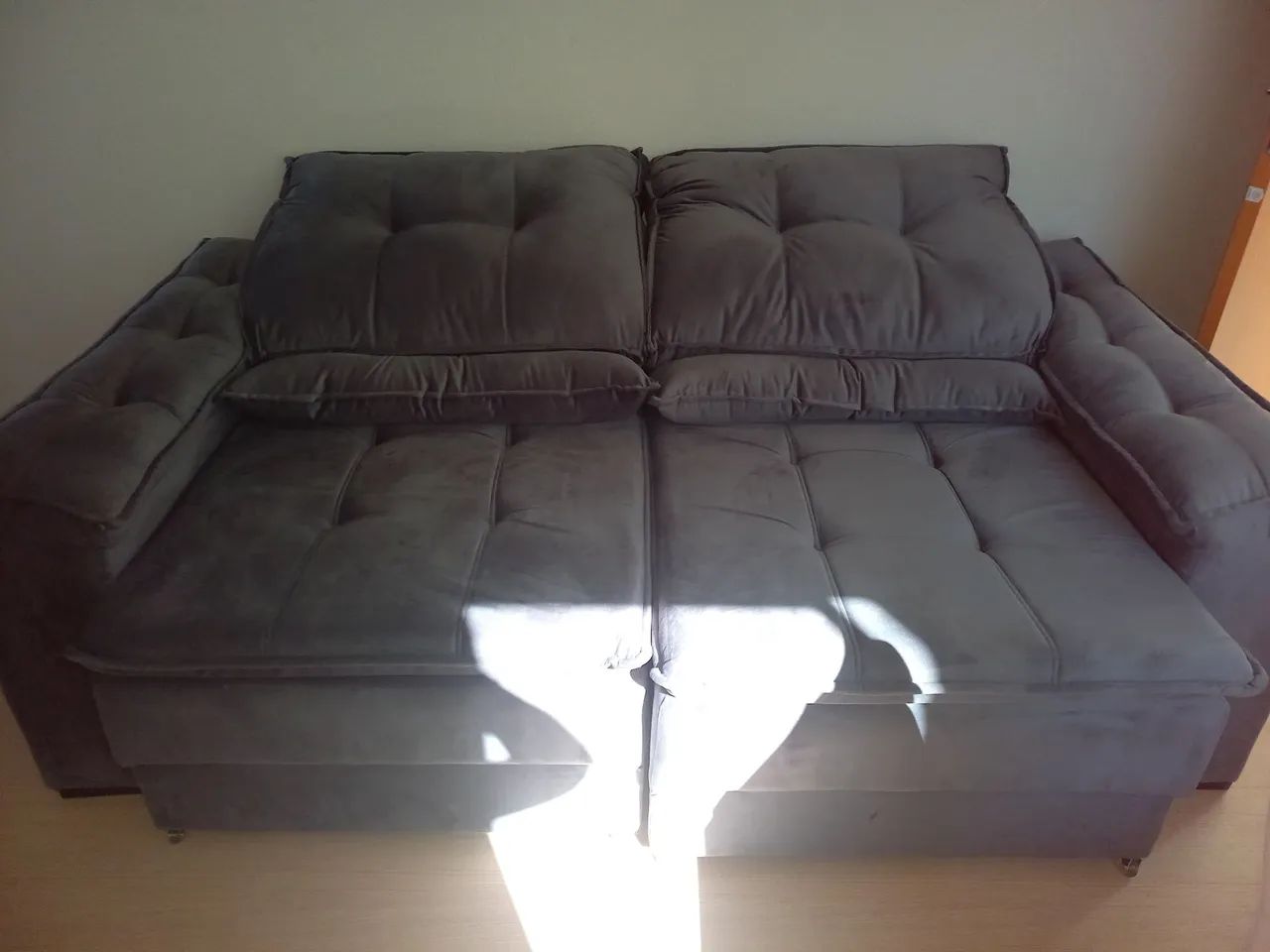 Sofá cama Vipon cinza, nunca usado, novinho. - Foto 2