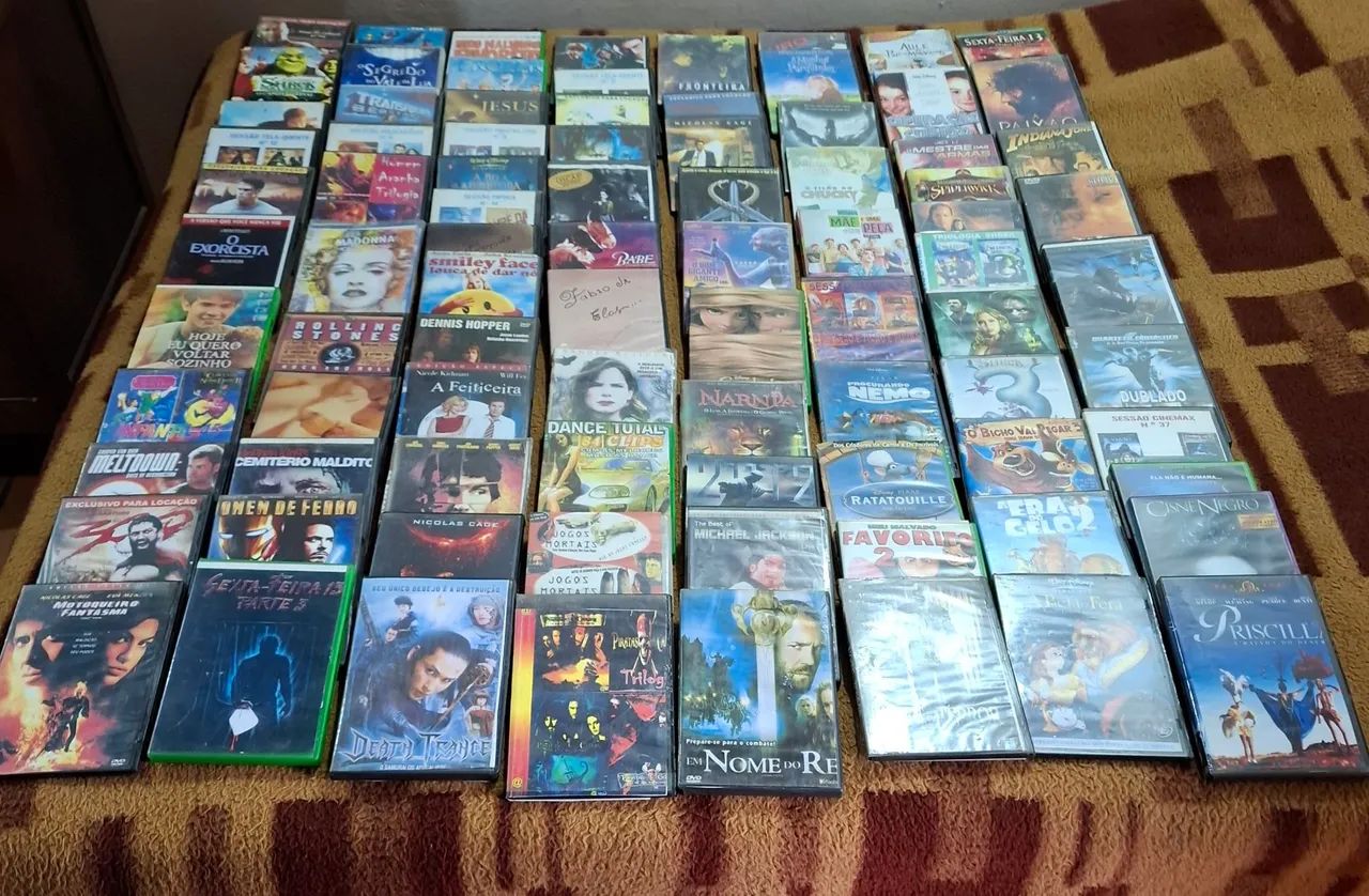 Vendo 80 dvds (paralelos) - todos por  $ 60,00 - Foto 2