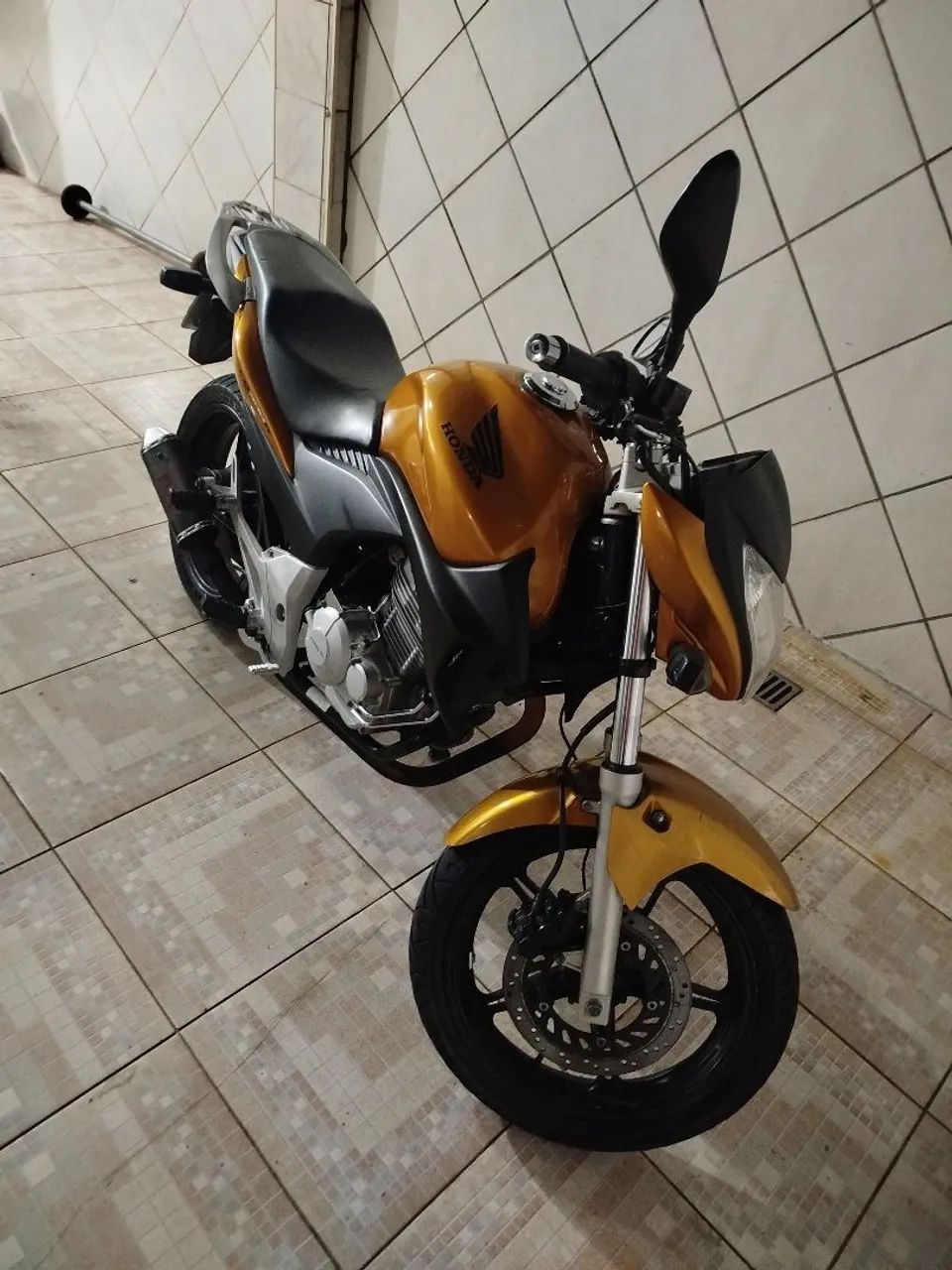 HONDA CB 300R - Foto 2