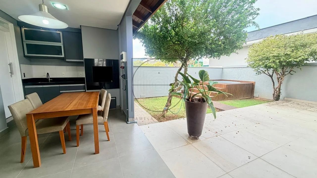 CASA REFORMADA À VENDA EM JURERÊ INTERNACIONAL - Foto 4