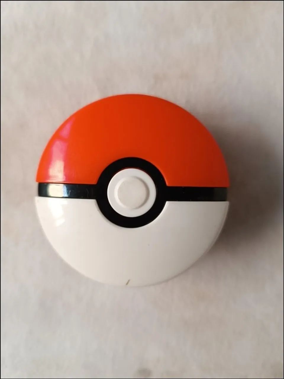 Colecionável Pokébola Pokémon - Clássica: Vermelha e Branca - Foto 2