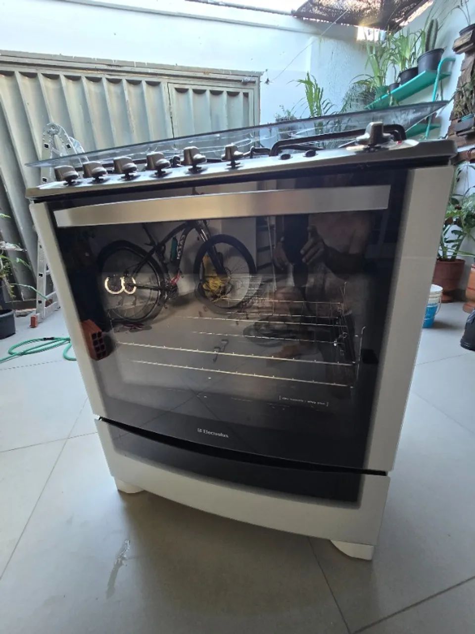 Fogão 5 bocas com grill  Electrolux