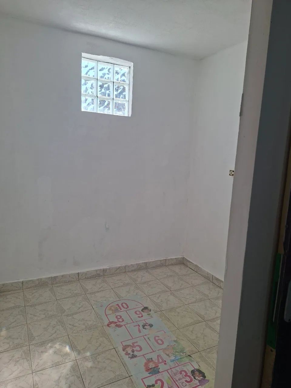 Casa de aluguel 4 cômodos e um banheiro  - Foto 5