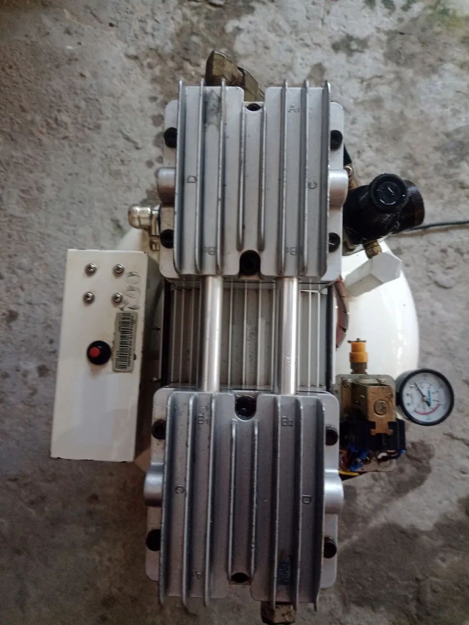Compressor ondontologico 2.000 - Foto 4