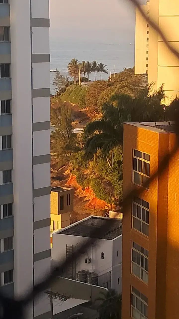 Apartamento à Venda no Centro de Guarapari - Foto 2