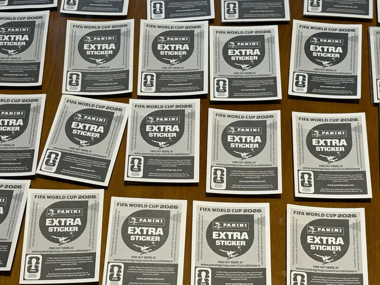 Legend Panini PRATA - R$139 a unidade. Extra Stickers Panini 2026 - Foto 4