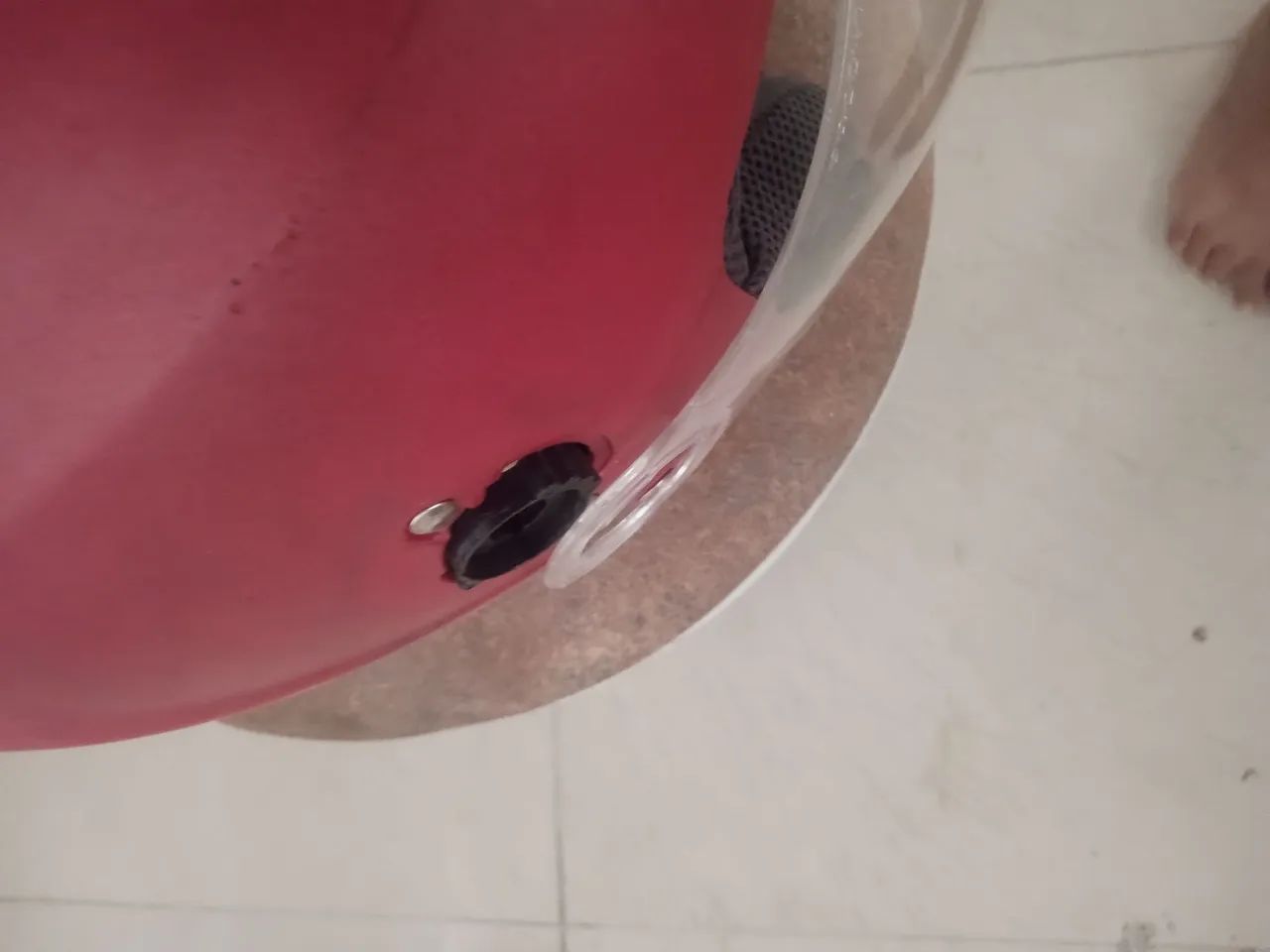 Vendo capacete em bom estado! - Foto 4