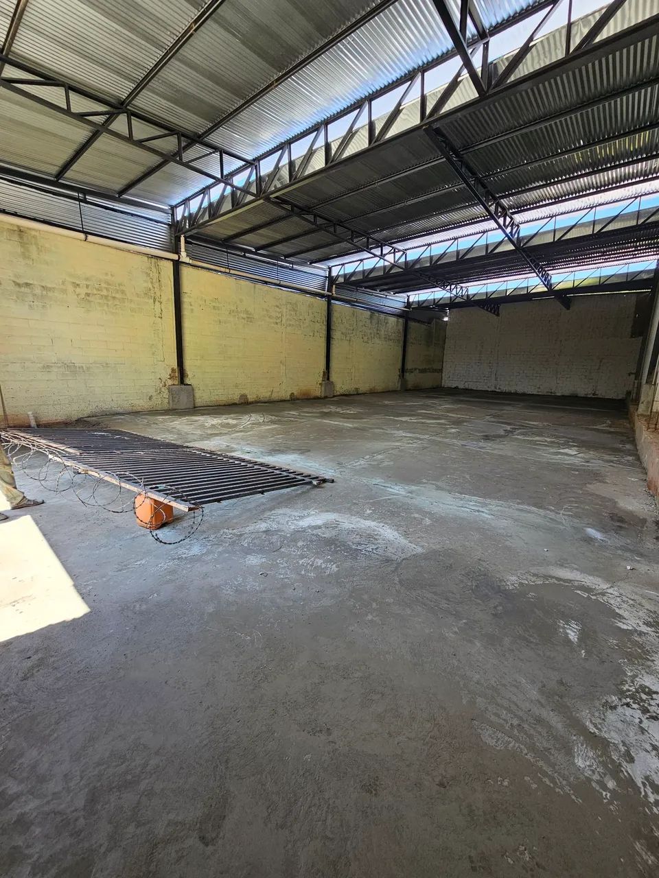 FORD CARGO- 2425 TRAÇADO( 8M3 BET)/MOTOR CUMIS/ OTIMO P/ CAÇAMBA TB! PREÇO R$175 Mil troco - Foto 9