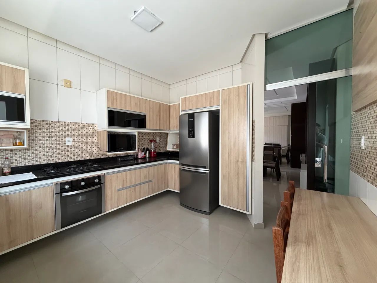 CASA TERREA MOBILIADA NO CONDOMÍNIO FOREST HILL - Foto 4
