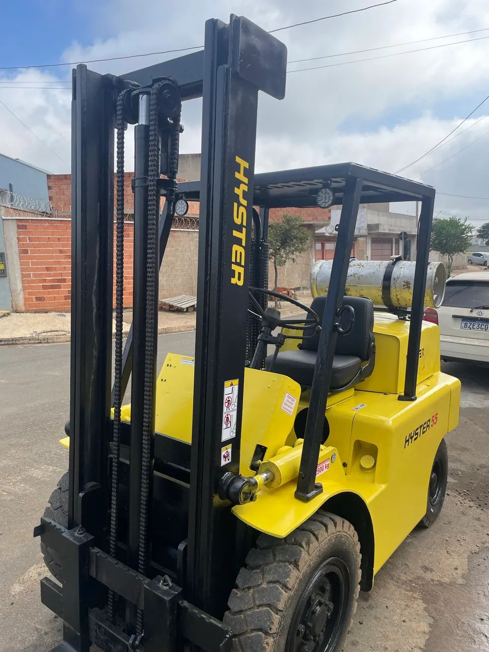 Empilhadeira Hyster 55 Capacidade 2.5kg - Foto 5