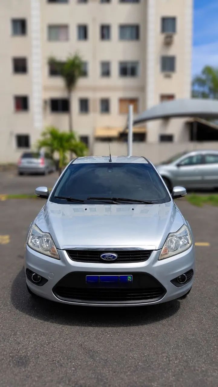 Ford Focus Focus Sedan 2.0 16V/2.0 16V Flex 4p Aut. 2012