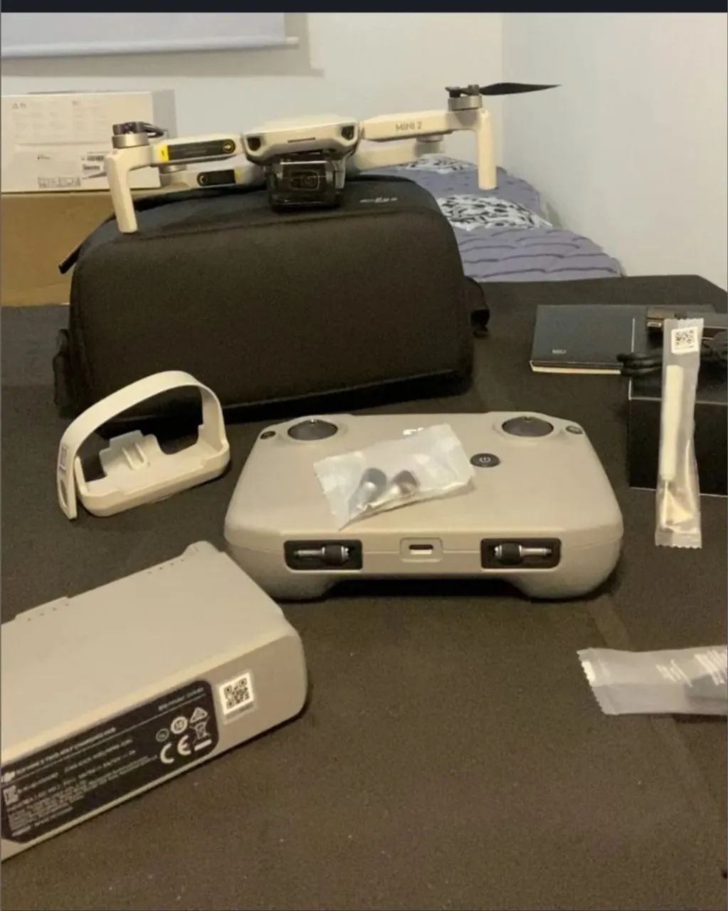 Dji Mimi 2  fly More Combo  - Foto 2