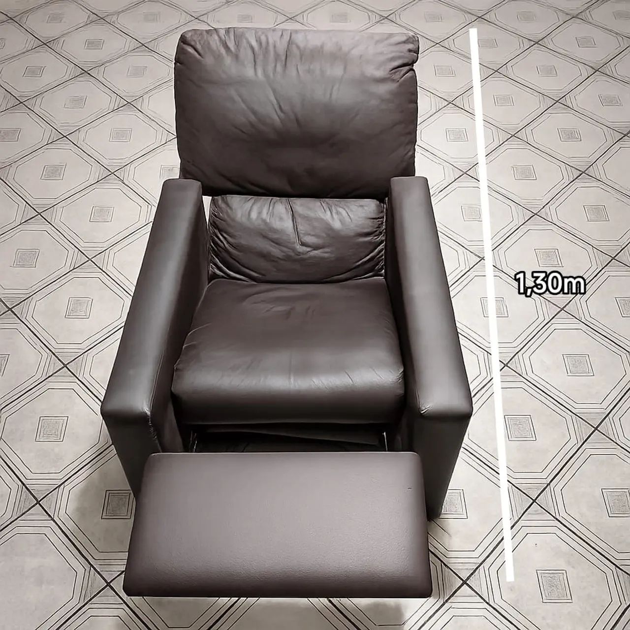 Poltrona Reclinável de Couro65704315787907125