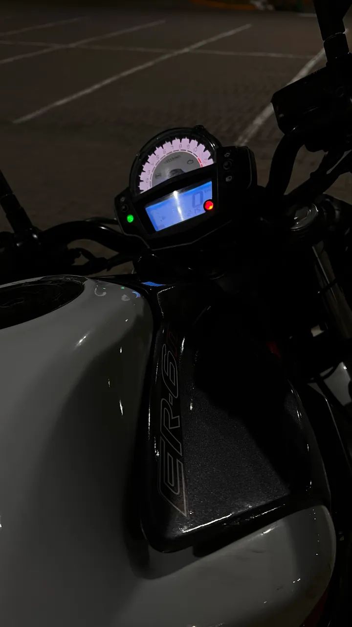 Kawasaki ER-6N 2014 ABS  - Foto 2
