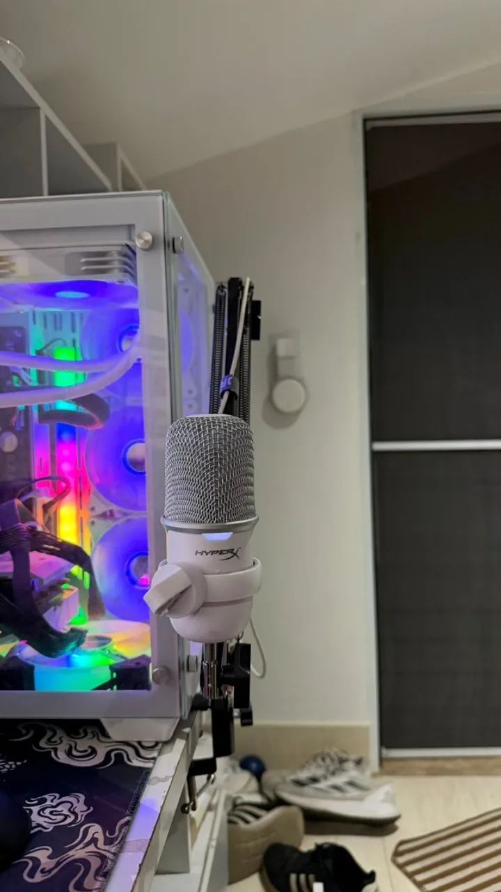 Microfone Solocast Hyper X Branco454807392082339843