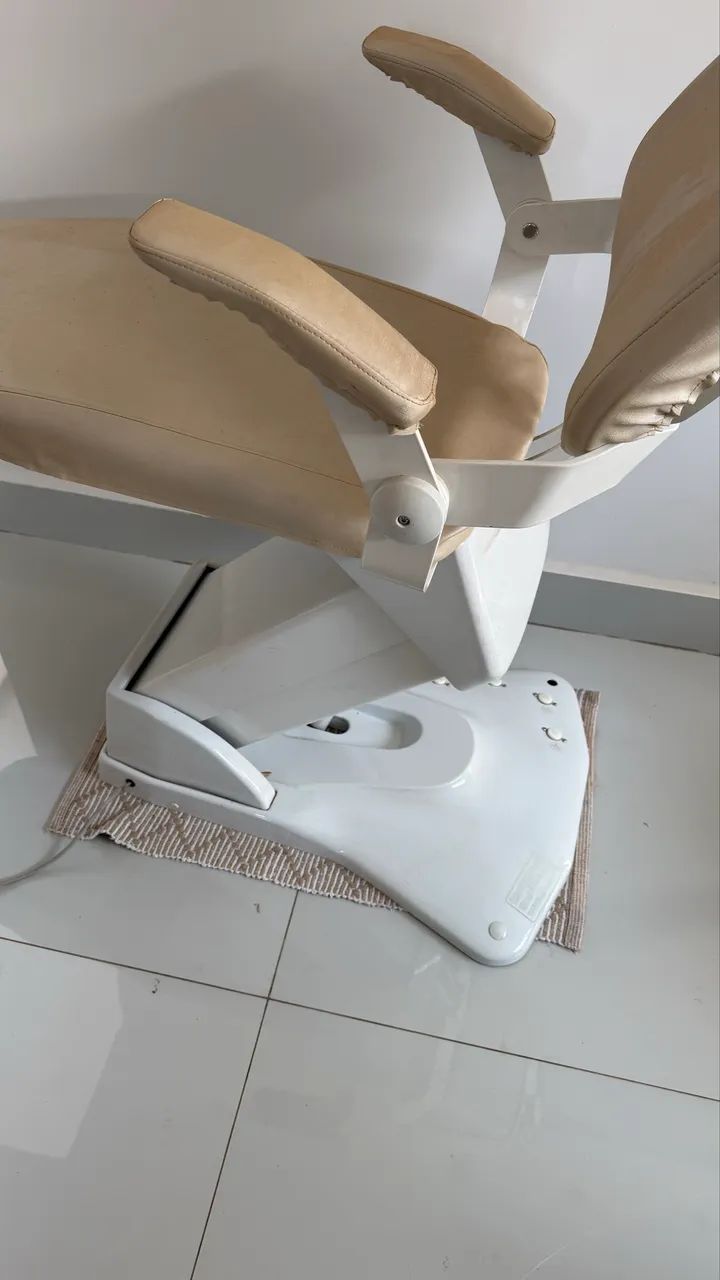 Cadeira estética Olsen elétrica  - Foto 2