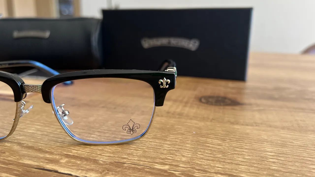 Óculos Chrome Hearts preto - Foto 4