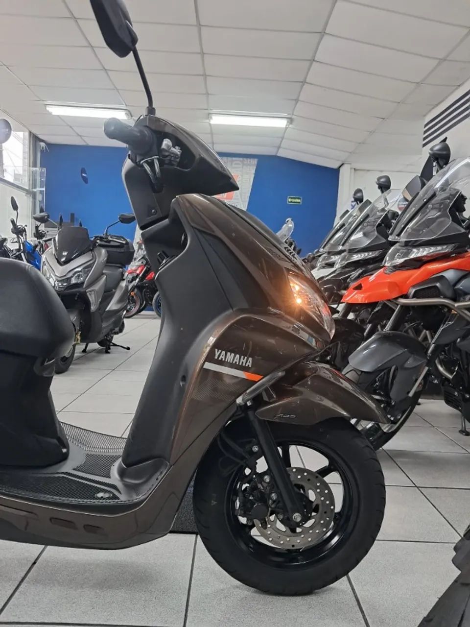 YAMAHA FLUO 125 ABS  - Foto 3