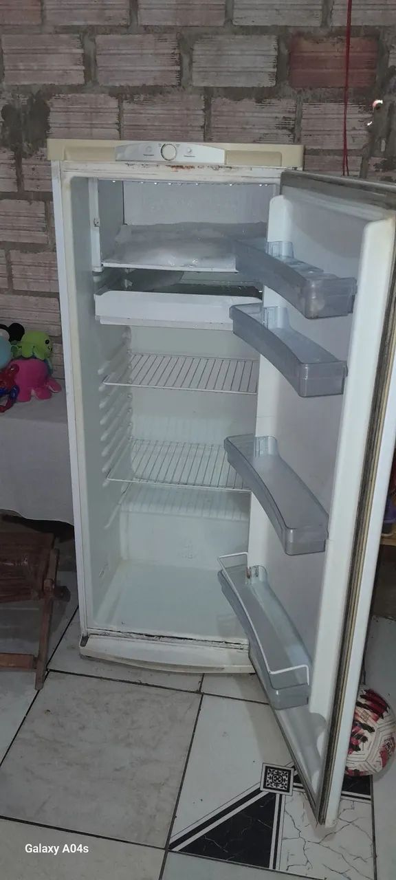 Geladeira continental funcionando perfeitamente - Foto 4