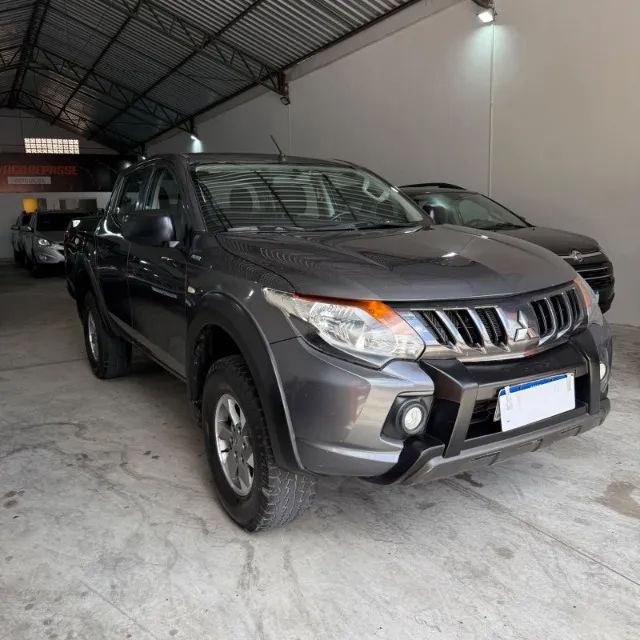 Mitsubishi L200 L200 Tri. Outdo. GLS 2.4 CD 4x4 Die. Aut 2023