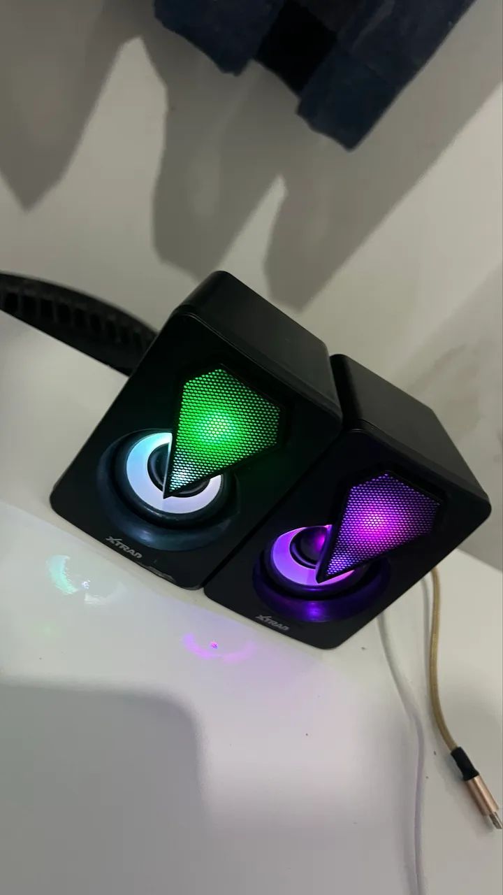 Caixa de som rgb