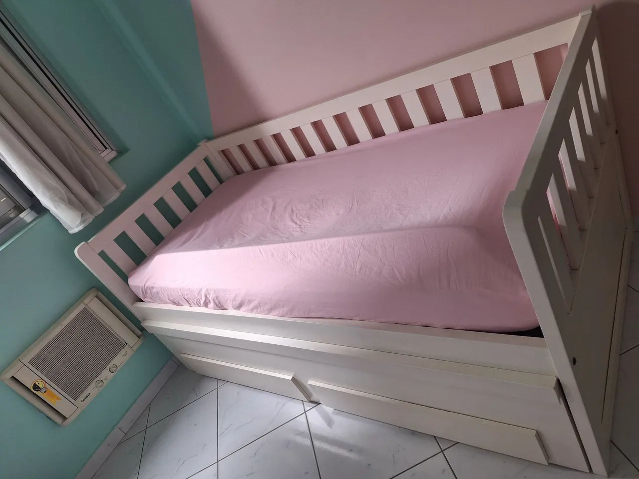 Cama madeira maciça solteiro com auxiliar e gavetas - Foto 5