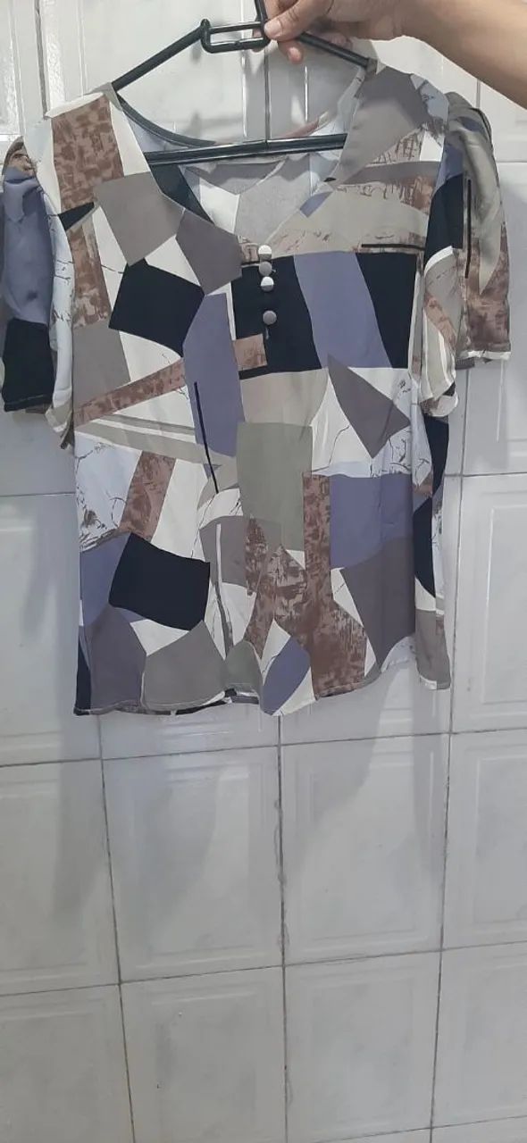 Blusa básica  - Foto 2
