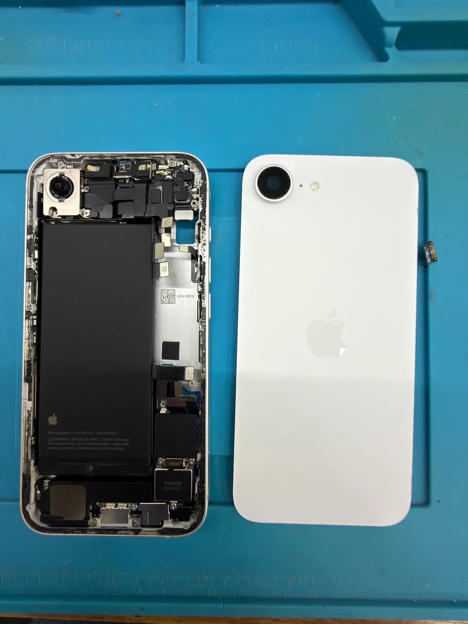 Carcaça iPhone 16e original COMPLETA! - Foto 3