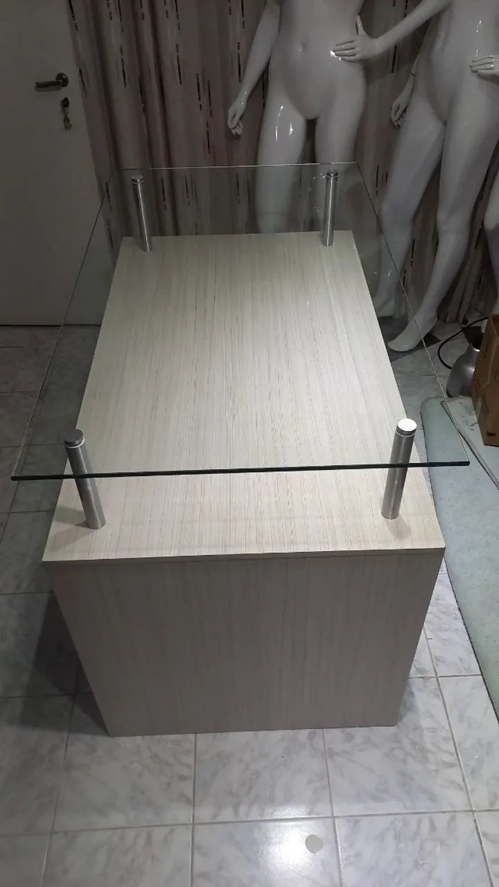 Balcão MDF reforçado + tampão e vidro para loja ou salão de beleza