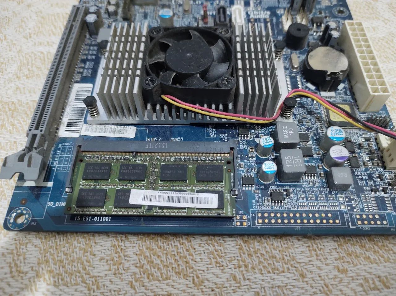 Placa Mãe mini ITX Celeron/4GB DDR3  - Foto 5