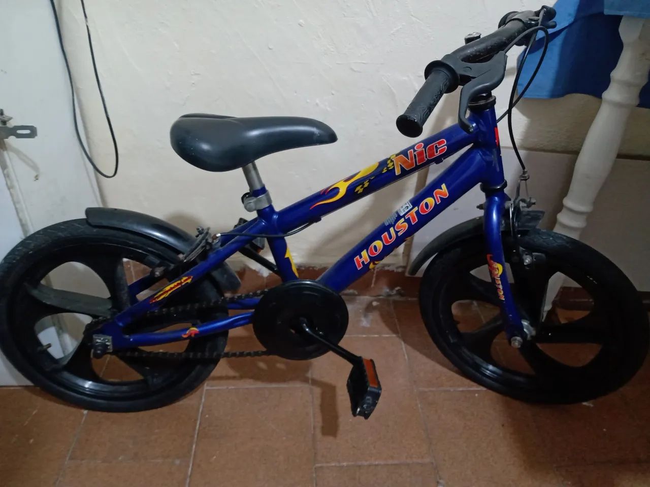 Bicicleta infantil Aro 16 em bom Estado 