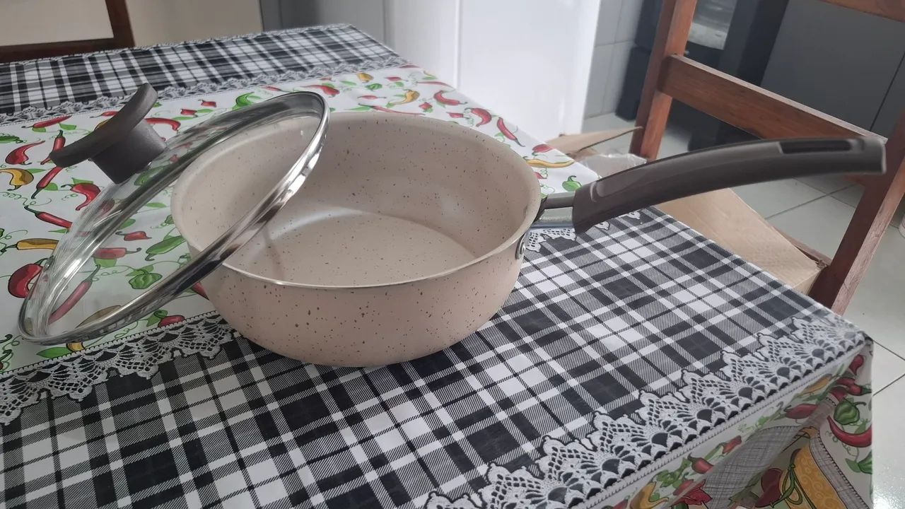 Jogo de 6 panelas antiaderentes