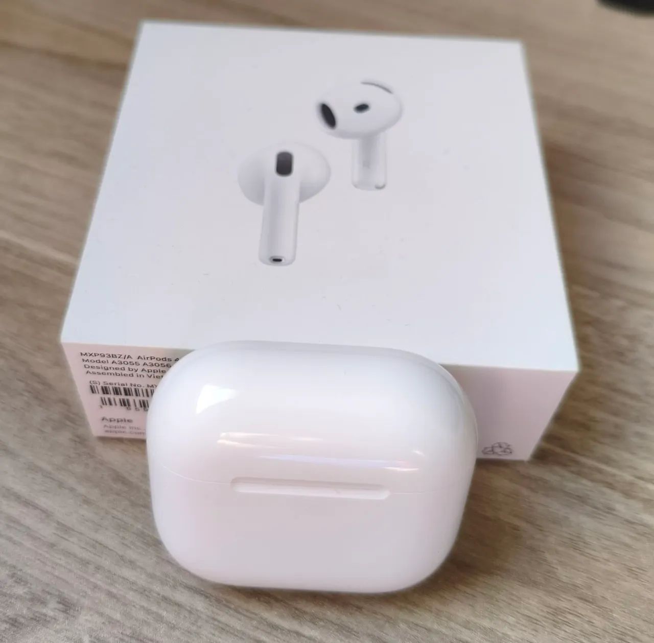 AirPods 4 c/ Cancelamento de ruído - Foto 2