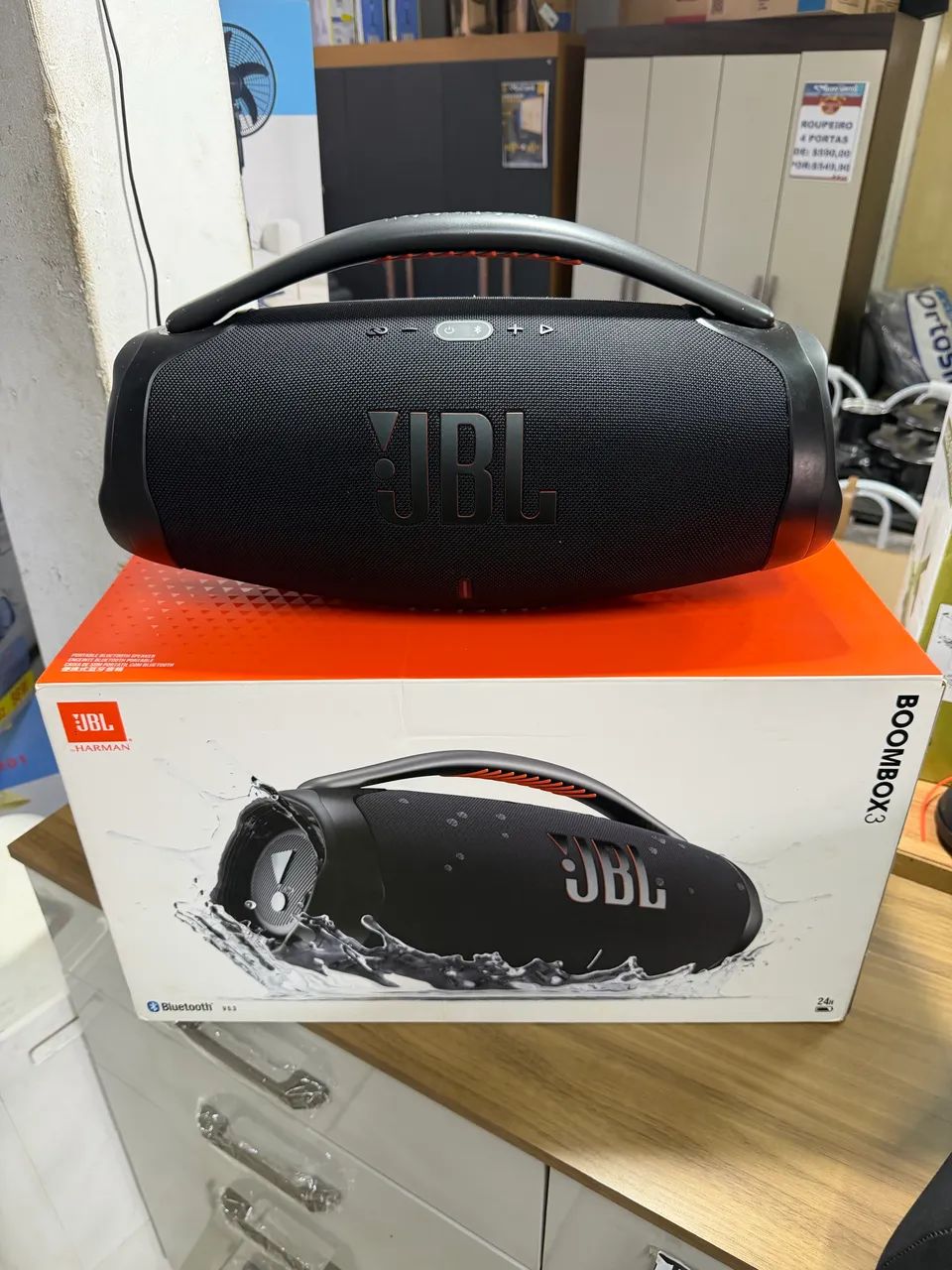 Jbl Bombox 3 com NF caixa original e opção de comprar com a case de transporte parcelo 