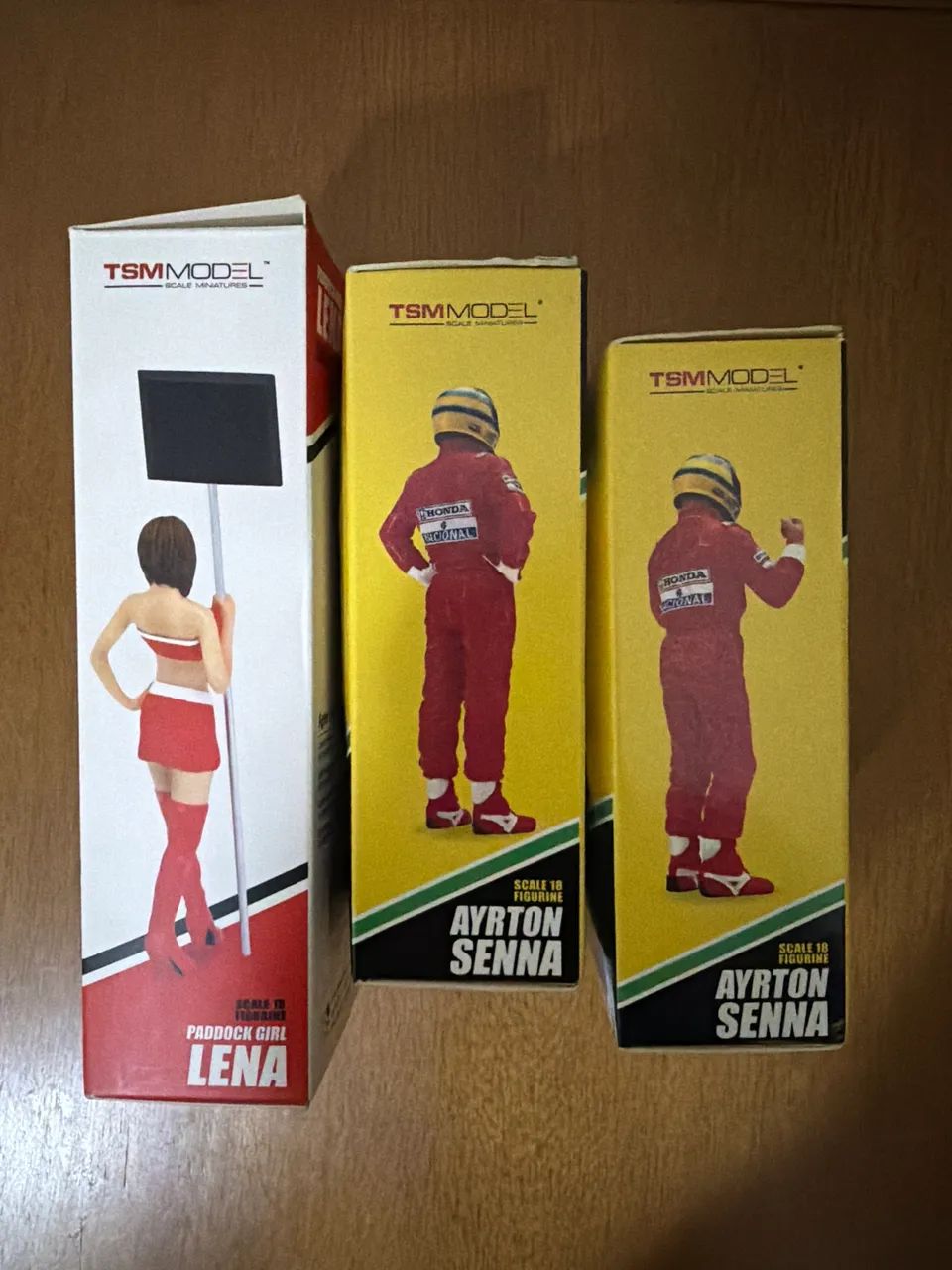 Bonecos Ayrton Senna TSM Model Novos Originais  - Foto 5